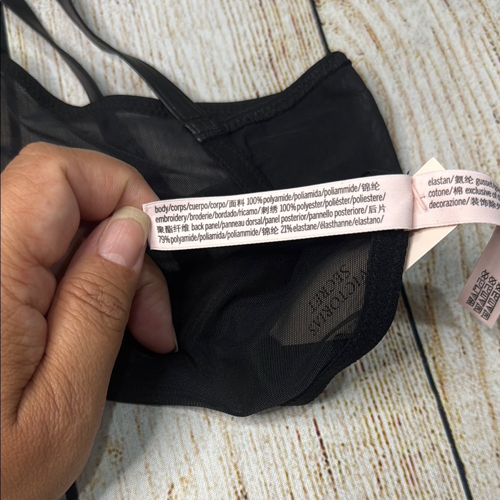 NWT Victoria's Secret Panty Very Sexy VS Logo Embroidery String Bikini M - Picture 7 of 9